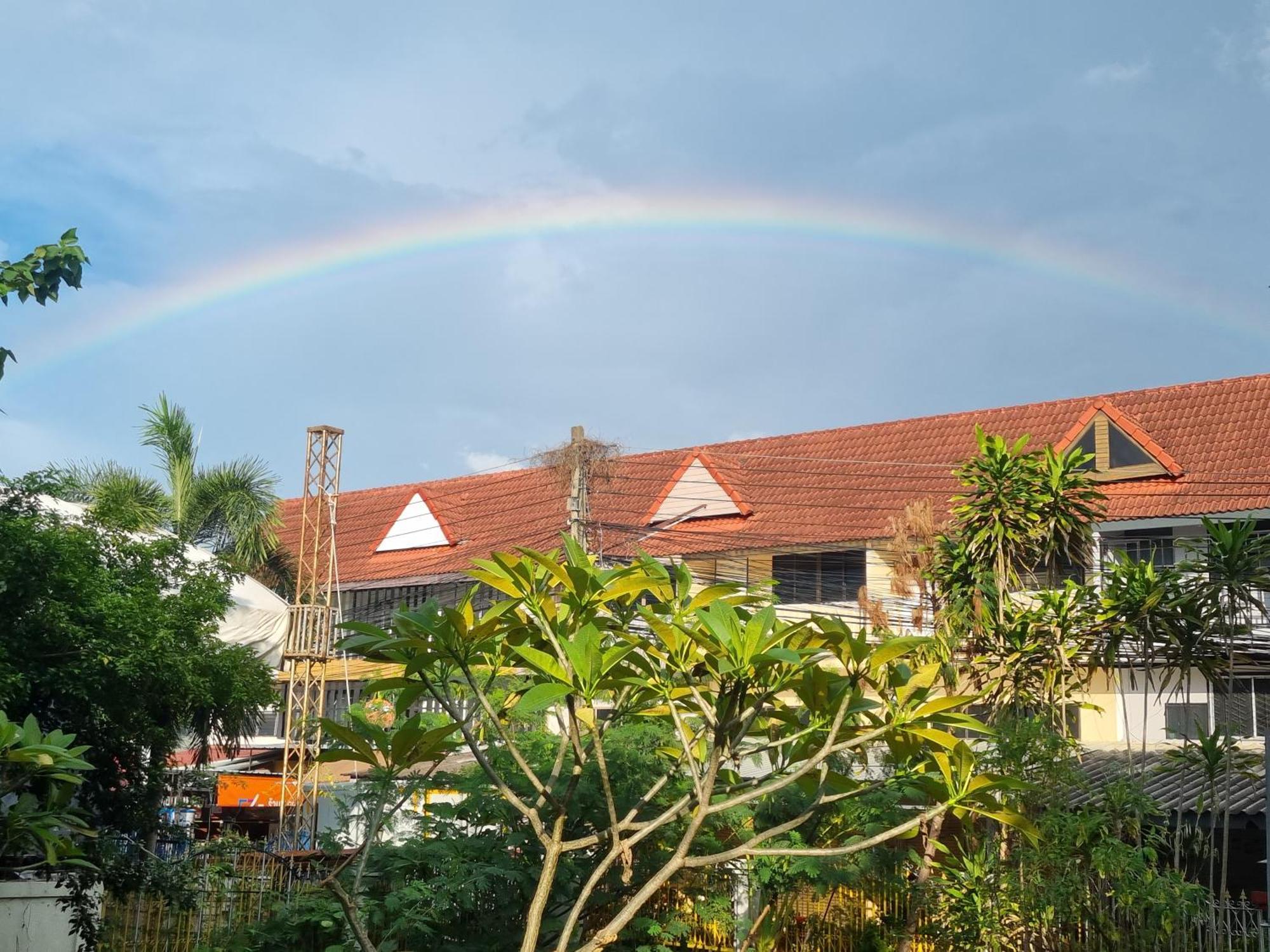 Hom Baan Chiang Mai Hotel Exterior foto
